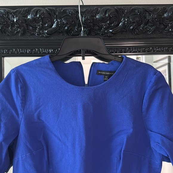 Banana Republic Structured dress - Picture 3 of 8